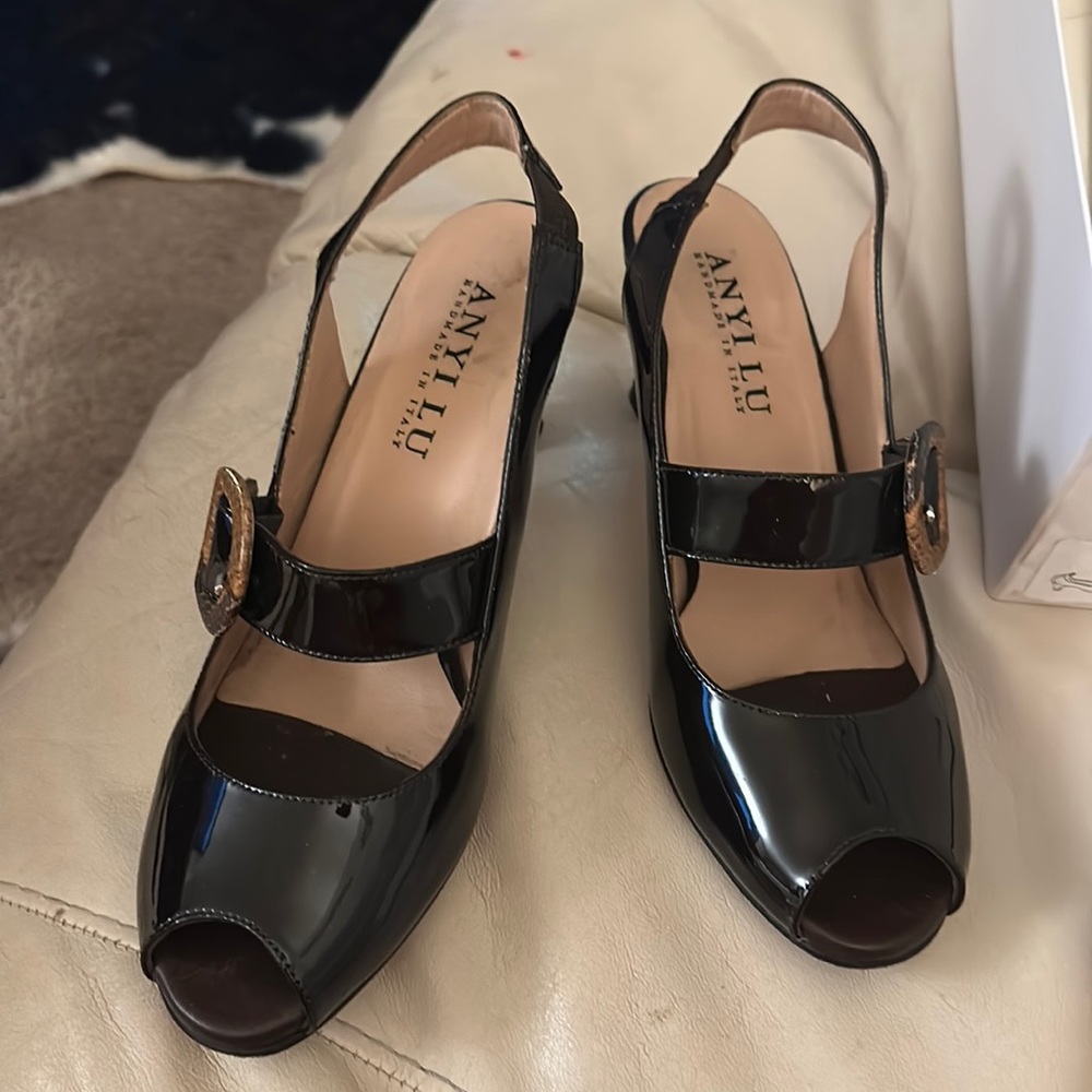 Anyi Lu Italian peep toe mules